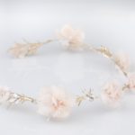 נזר מונקו פרחים עם אבנים