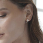 עגילי צמודים לוסי