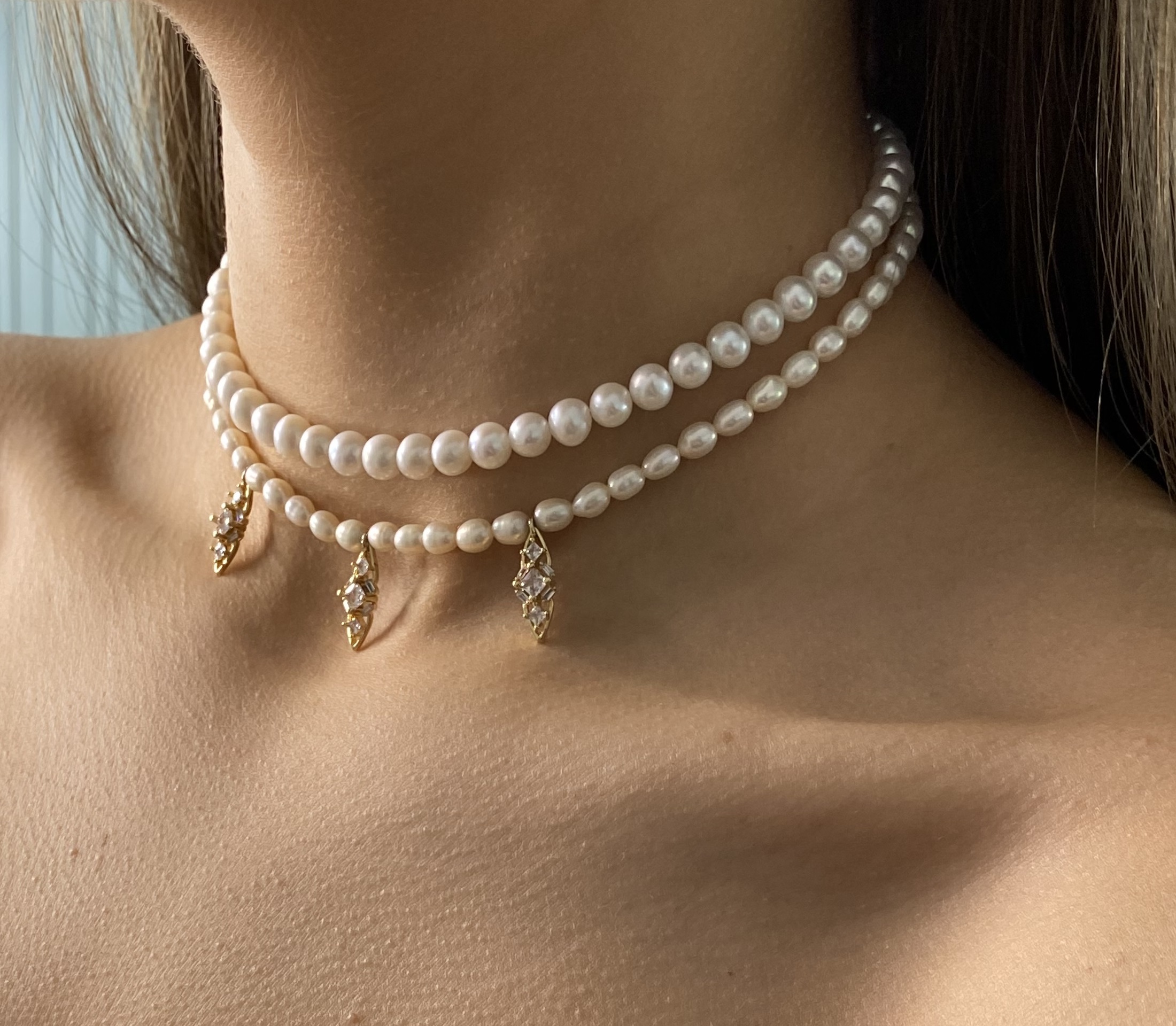 שרשראות פנינים 1