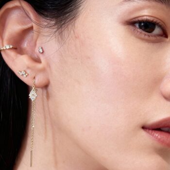 create a fashion jewelry campaign image in the style of a zara catalog minimal modern elegant and slizxnkq6oxao8a06g2v 8