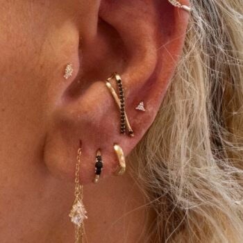 create a high end jewelry campaign image in the style of a zara catalog minimal elegant and sophis k5ozh9g6gm8qvdkksp19 0 Copy Copy